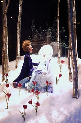 Marshall Fields has Hired Clay Aiken to Work their Christmas Windows